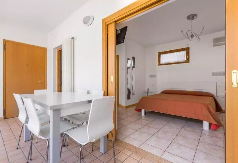 スタンダードスタジオ, Albergo San Remo