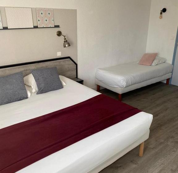 スタンダードトリプルルーム, Amadour Hôtel