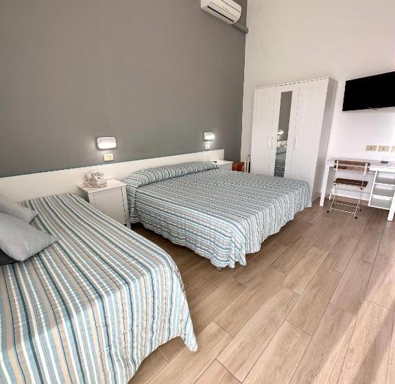 غرفة قياسية ثلاثية, Amelia