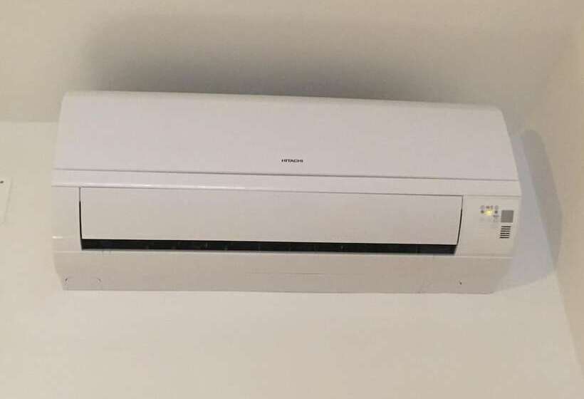 Standart Tek Kişilik Oda, Colonna