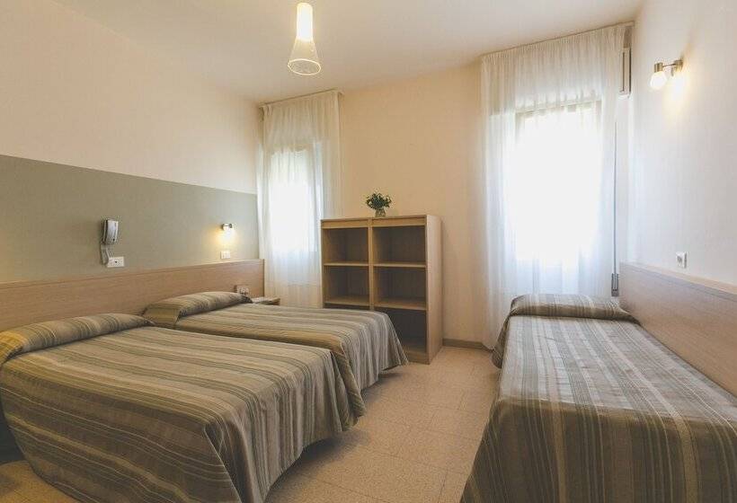 Quarto Triplo Estandar, Colonna