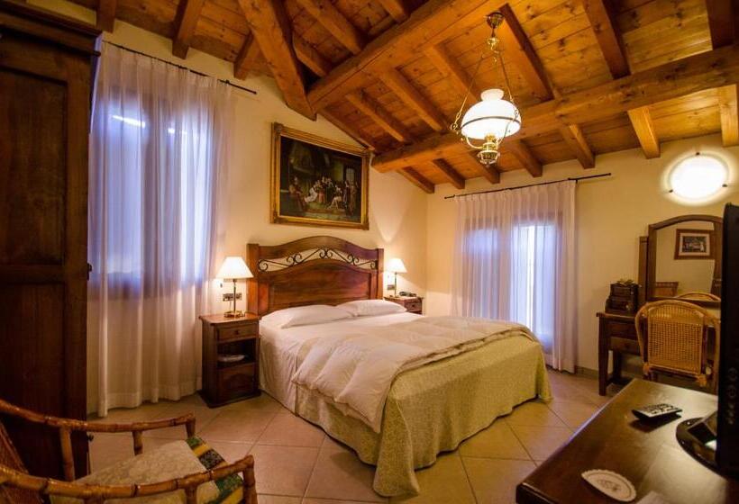 Полулюкс, Corte Vecchia