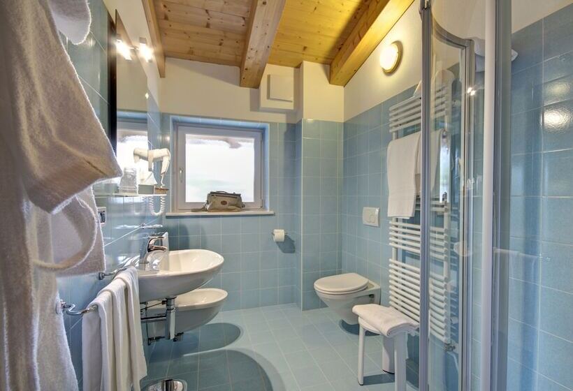 Номер Комфорт, Des Alpes