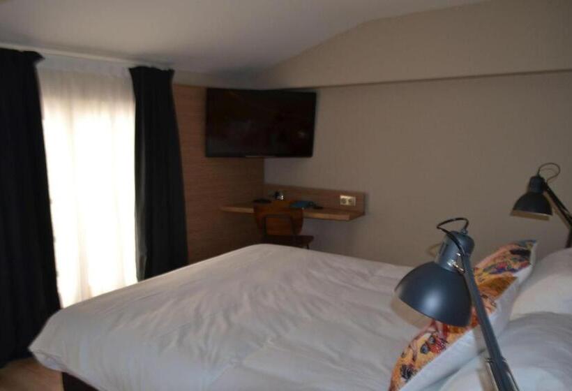 חדר קלאסי מיטת קווין, Hôtel Du Nord, Sure Hotel Collection By Best Western