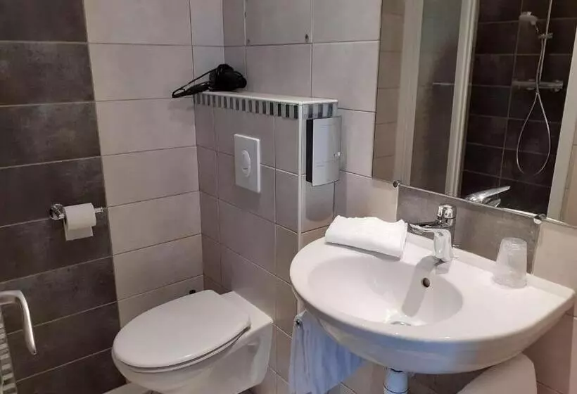 Standard-huone Jokinäkymä, Hôtel Du Nord, Sure Hotel Collection By Best Western