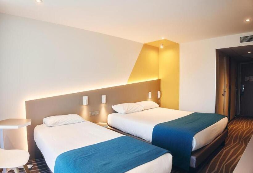 غرفة قياسية ثلاثية مزودة بشرفة, Le Quetzal