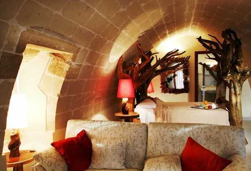 Люкс, Masseria Quis Ut Deus