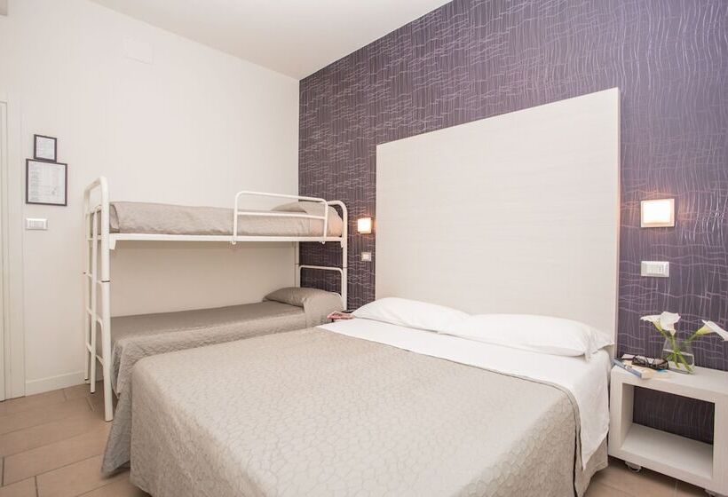 اتاق استاندارد سه نفره, Mokambo Shore Design