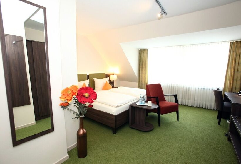 غرفة كومفورت, Schmidt Am Markt