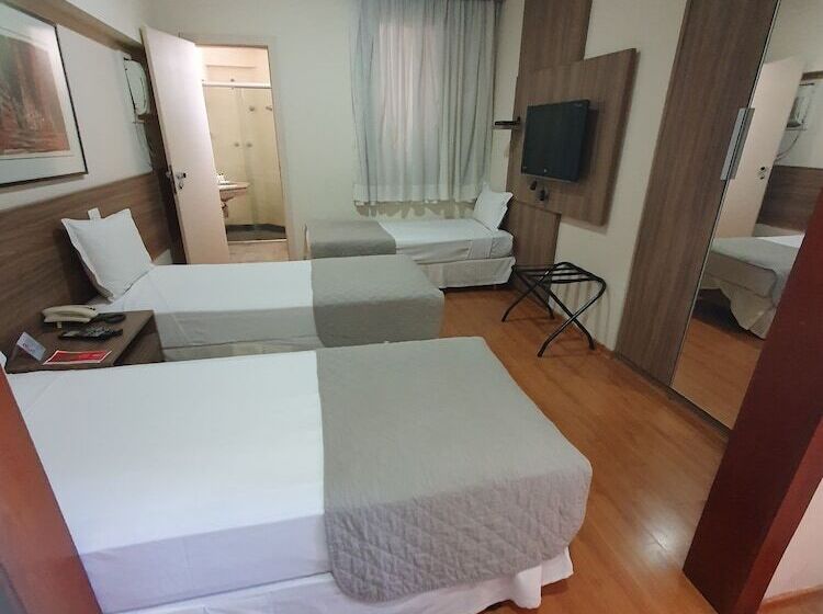 Quarto Triplo Estandar, Via Contorno
