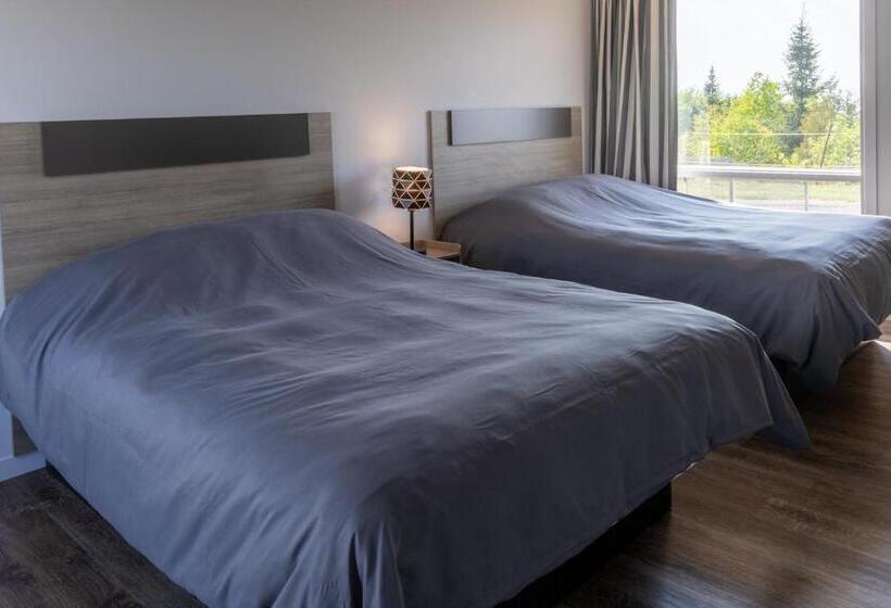 חדר דלוקס, Le Fraser Motel