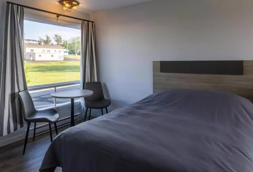 スタンダードルーム, Le Fraser Motel