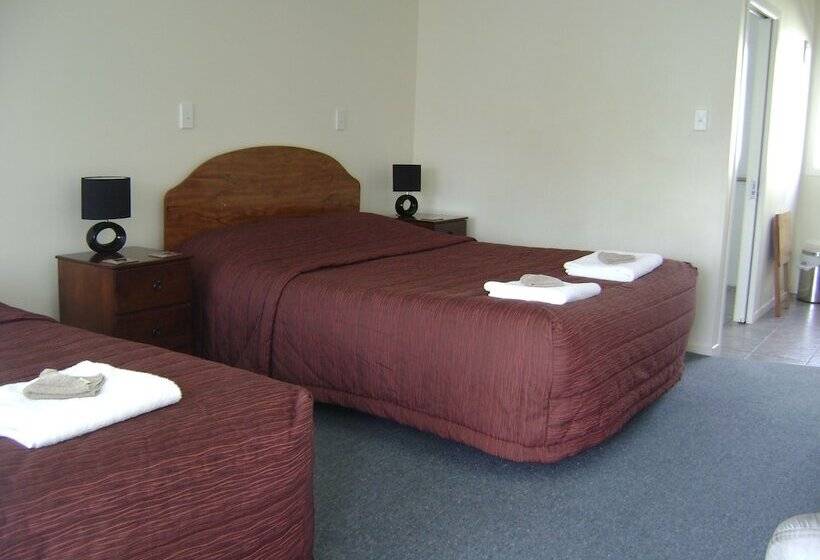 スタンダードスタジオ, Mataki Motel