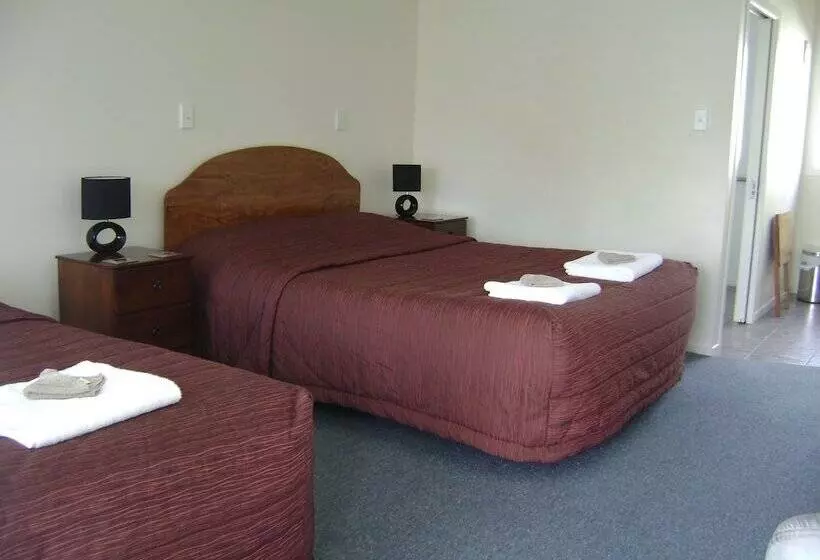スタンダードスタジオ, Mataki Motel