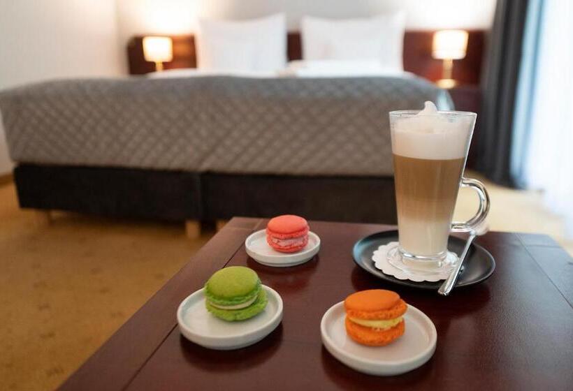 اتاق استاندارد, Mościcki