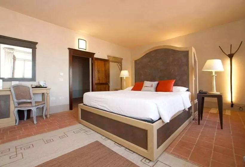 Perhejuniorsviitti, San Giovanni Resort