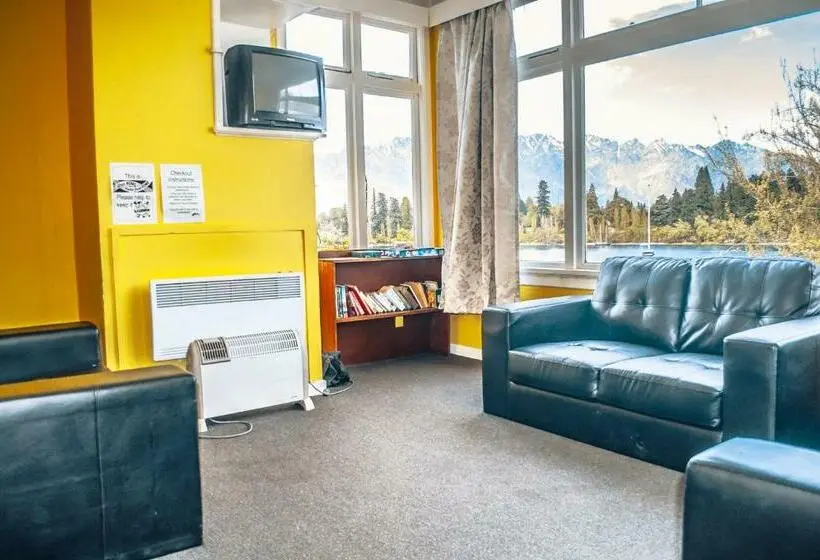 اتاق استاندارد, Lakeside Backpackers