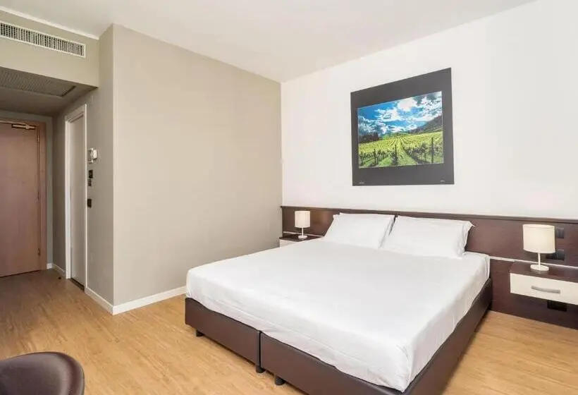 デラックスルーム, B&b Hotel Eurorest Conegliano