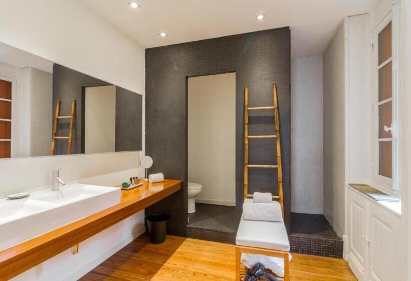 חדר סטנדרט, Château La Thuilière