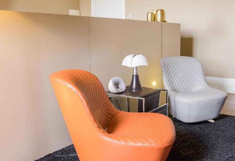 חדר סטנדרט, Château La Thuilière