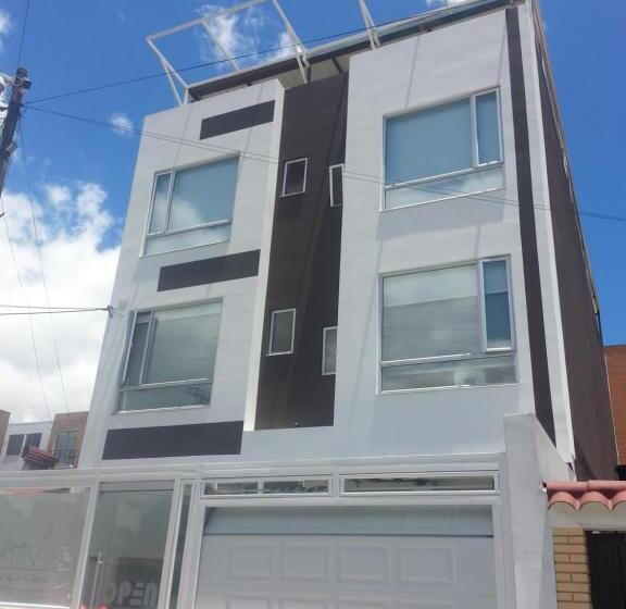 스탠다드 트리플 룸, A Bogota On Holidays By Open