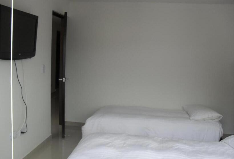 4인용 스탠다드 룸, A Bogota On Holidays By Open