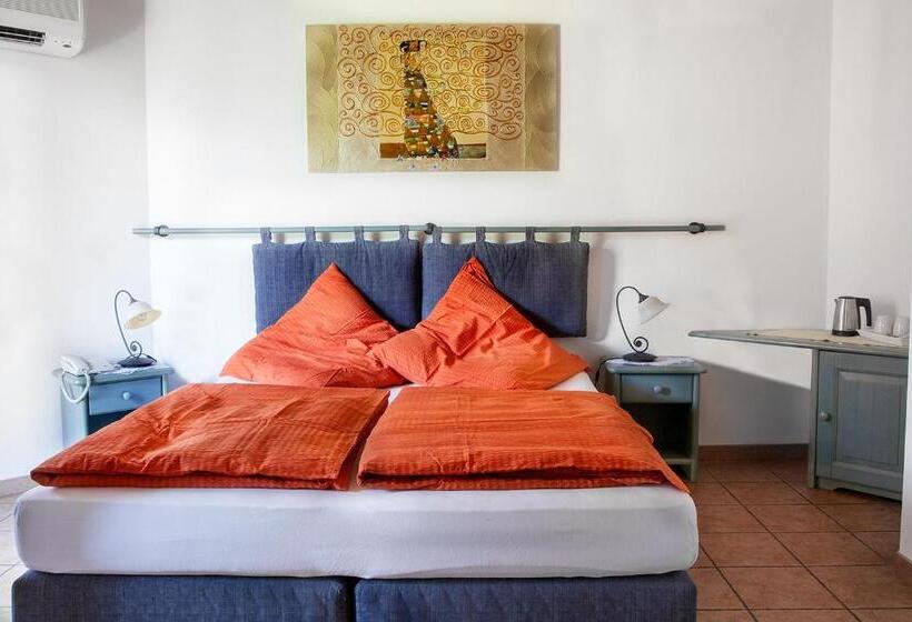 コンフォートルーム, Agritur La Cort