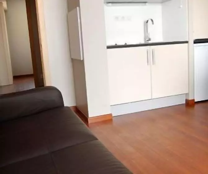 スタンダードスタジオ, Aux Balcons Du Sancy