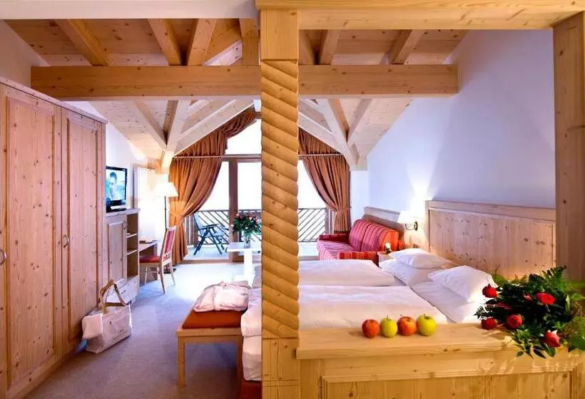 Comfort room with balcony, Chalet Tianes Alpine Relax