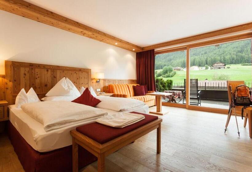 Comfort room with balcony, Chalet Tianes   Alpine Relax