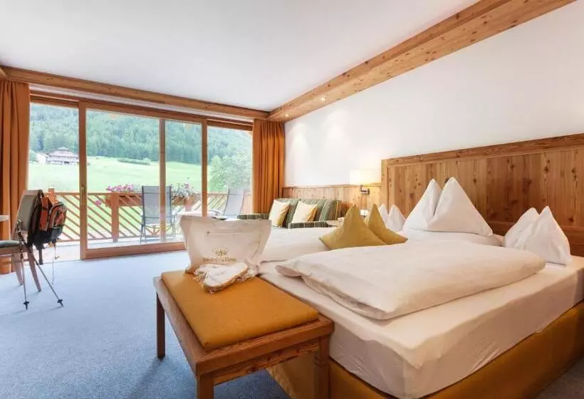 Comfort room with balcony, Chalet Tianes Alpine Relax