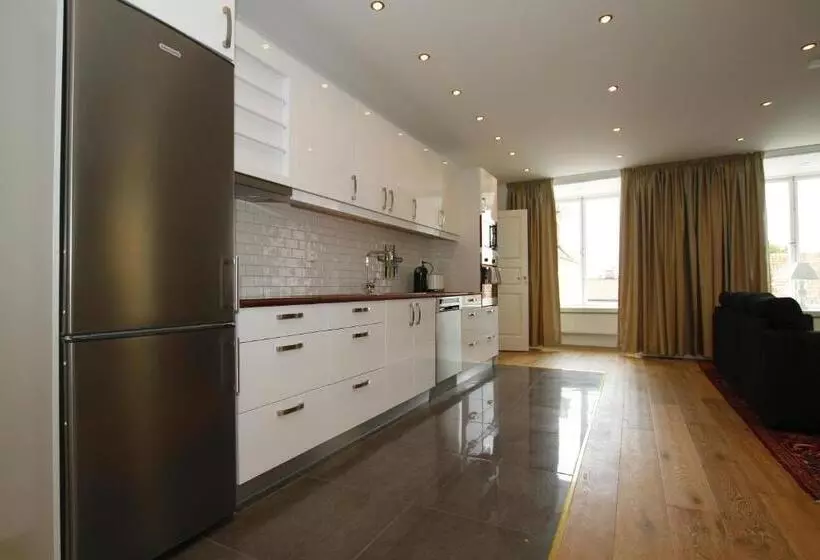 ２ベッドルームアパートメント, Donners Hotell