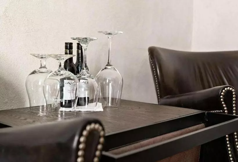 デラックスルーム, Donners Hotell