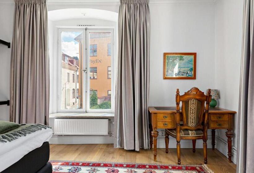 شقة غرفة واحدة, Donners Hotell