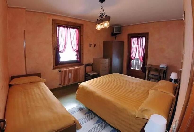 Classic Kolmen Hengen Huone, Eira