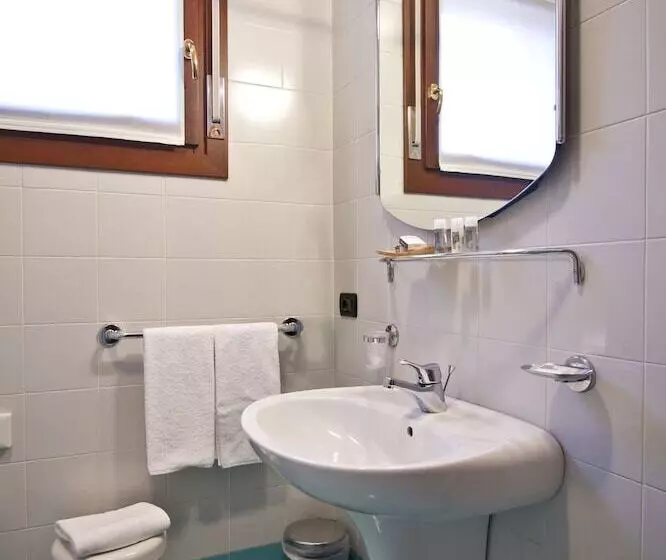 スタンダードルーム, B&b Hotel Eurorest Conegliano