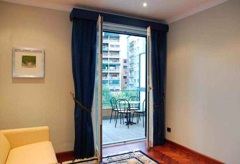 Camera Tripla Standard, Giardino Inglese