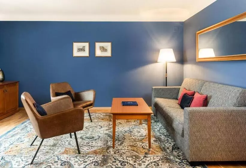 Junior Suite, Gut Ising