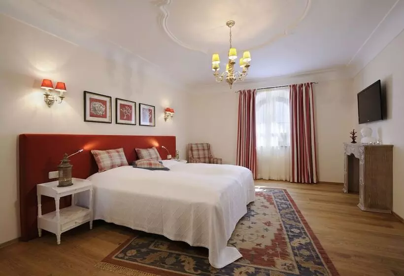 Junior Suite, Gut Ising