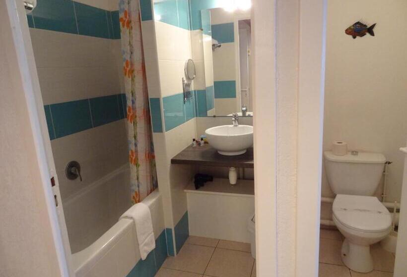 اتاق استاندارد با چشم‌انداز دریا, Hôtel Bellevue Cap D Agde