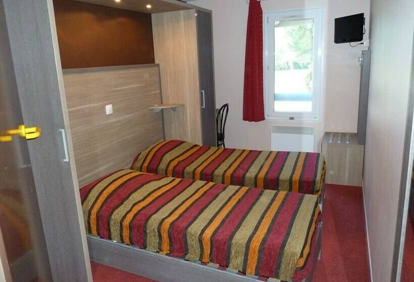 Номер Стандарт, Hôtel Lou Mistralou