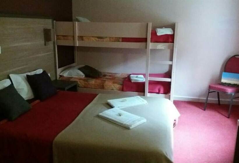 Семейный Номер, Hôtel Lou Mistralou