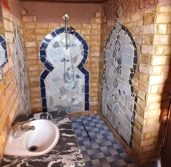 コンフォートトリプルルーム, Kasbah Hotel Panorama