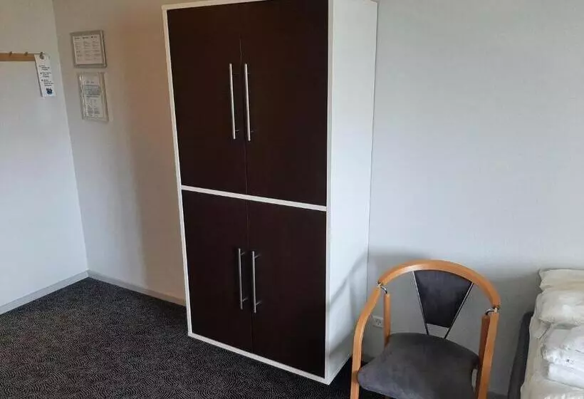 エコノミールーム, Kolding Sportel
