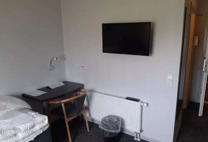 エコノミールーム, Kolding Sportel