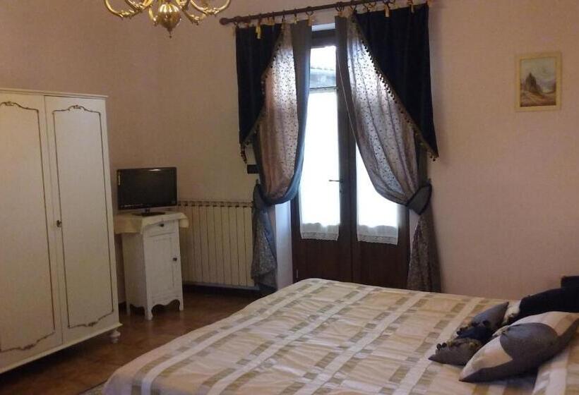 스탠다드 트리플 룸, La Corte Del Barbio