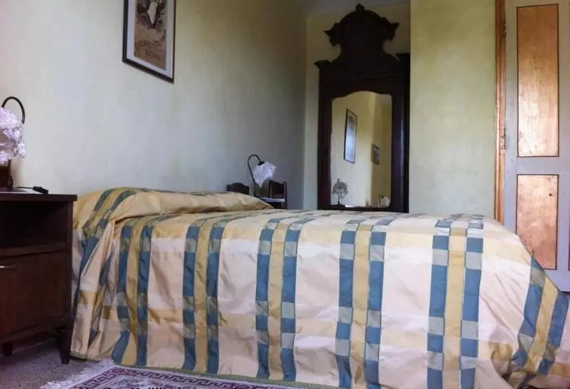 スタンダードルーム, La Corte Del Barbio