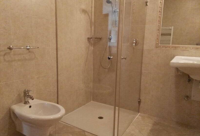 Номер Стандарт, Miravalle