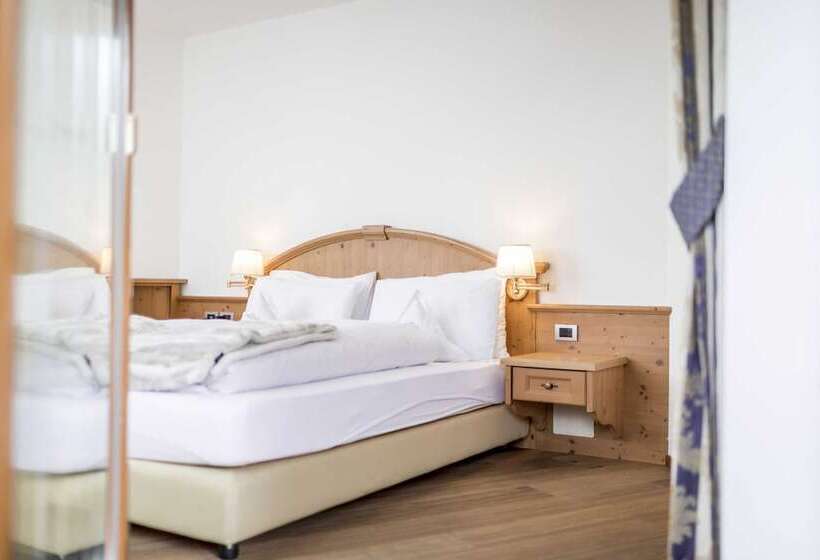 Полулюкс, Miravalle