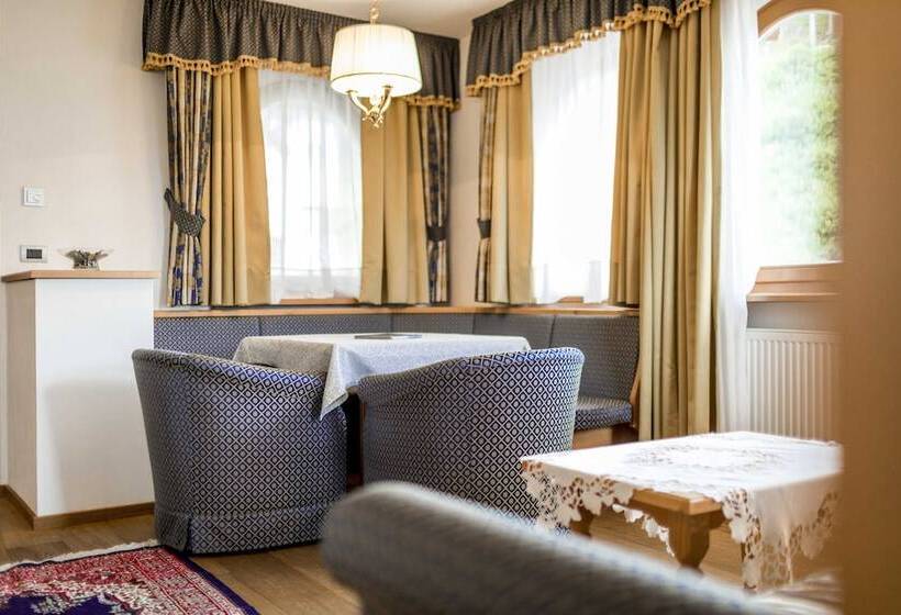 Полулюкс, Miravalle